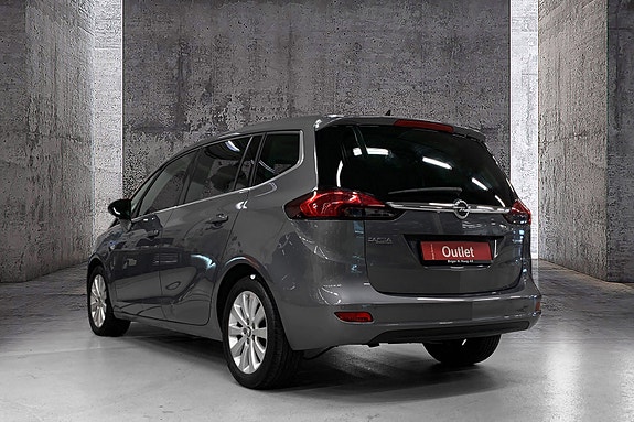 Opel Zafira Tourer 4 of 5
