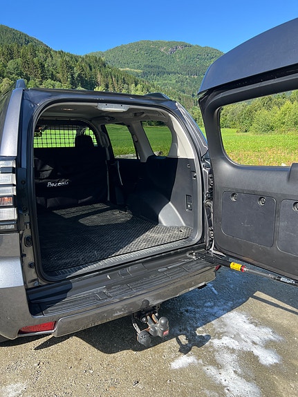Toyota Land Cruiser 5 of 25