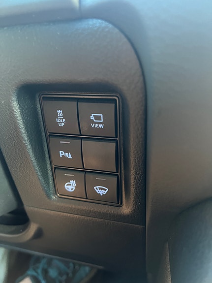 Toyota Land Cruiser 22 of 25