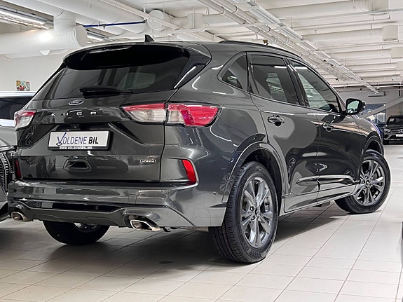 Ford Kuga 3 of 5