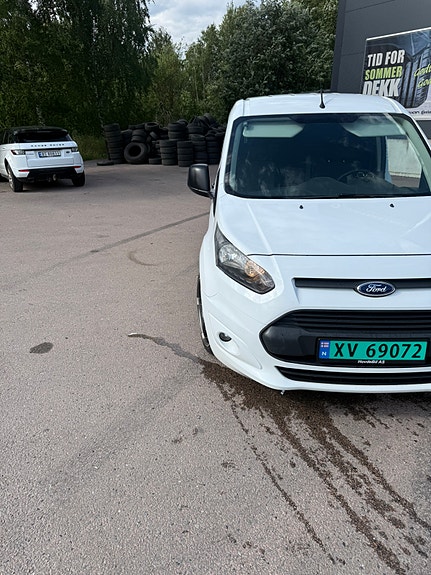 Ford Transit Connect 2 of 5