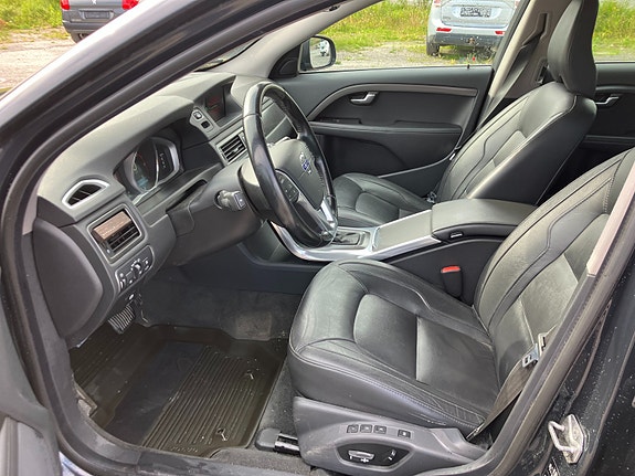 Volvo V70 5 of 5