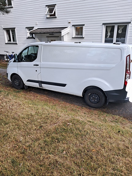 Ford Transit Custom 310L 4 of 5
