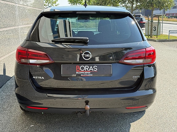 Opel Astra 4 of 5