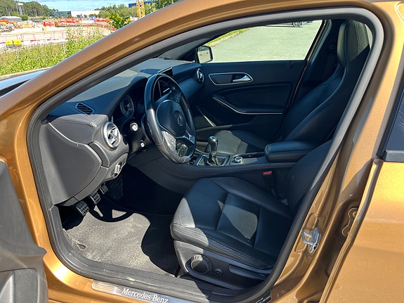 Mercedes-Benz A180 7 of 20