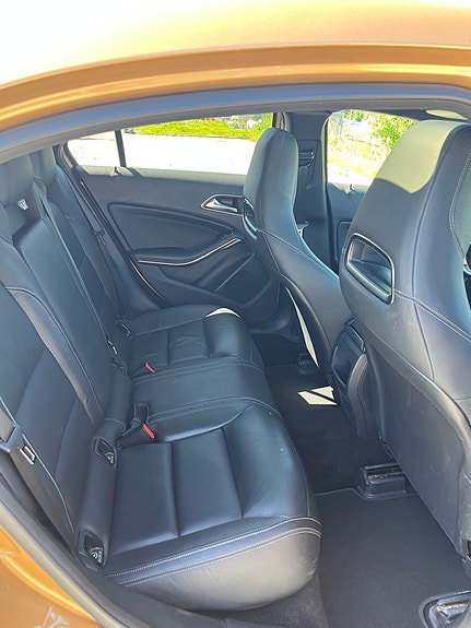 Mercedes-Benz A180 9 of 20