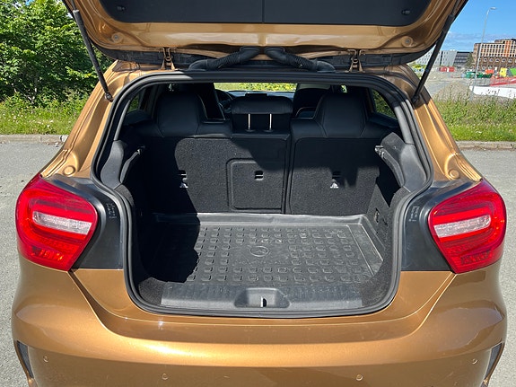 Mercedes-Benz A180 12 of 20