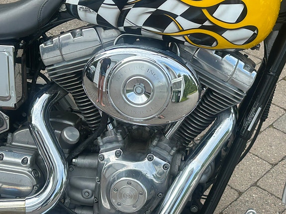 Harley-Davidson FXD 9 of 15