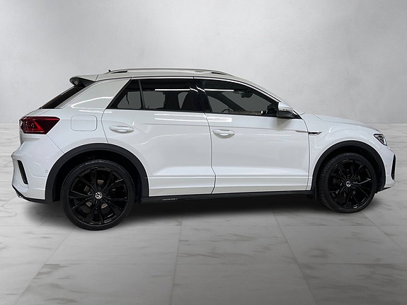 Volkswagen T-Roc 3 of 5