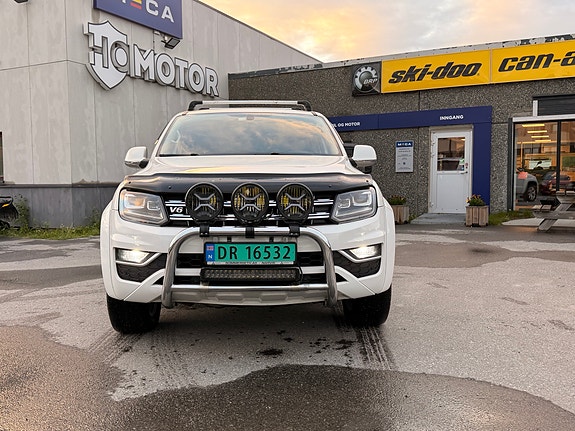 Volkswagen Amarok 3 of 5