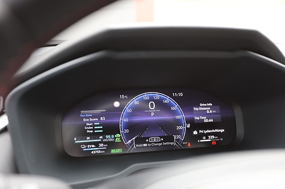 Toyota RAV4 Plug-in Hybrid 23 of 30