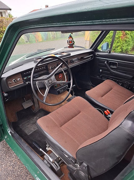 Volvo 142 16 of 29
