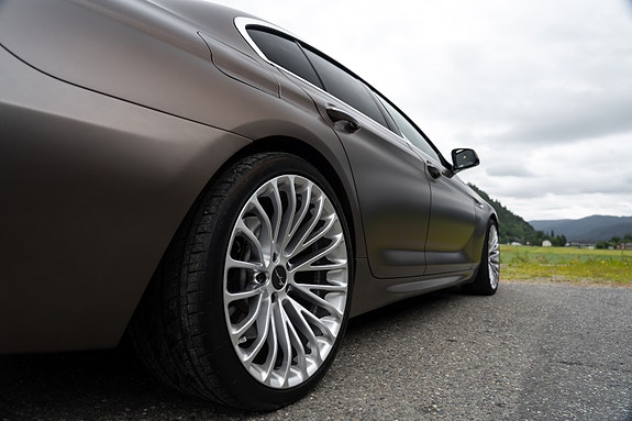 BMW 640i 14 of 30