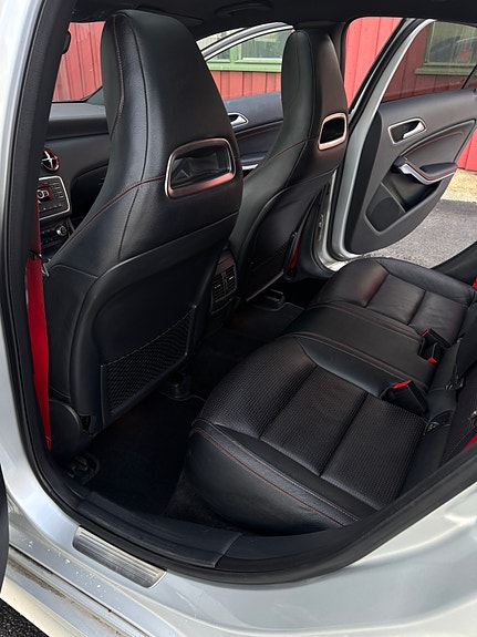 Mercedes-Benz A250 21 of 30