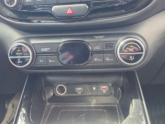 Kia e-Soul 3 of 5
