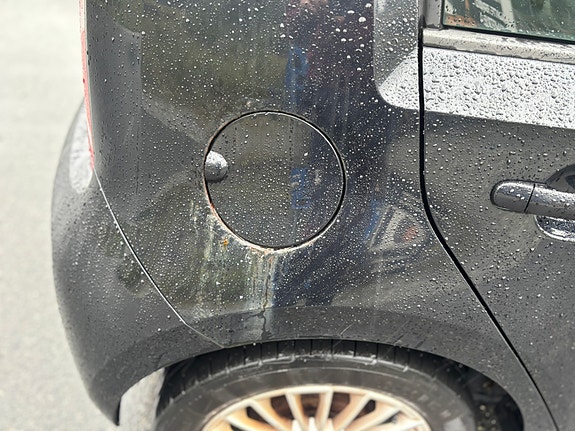 Volkswagen UP! 5 of 5