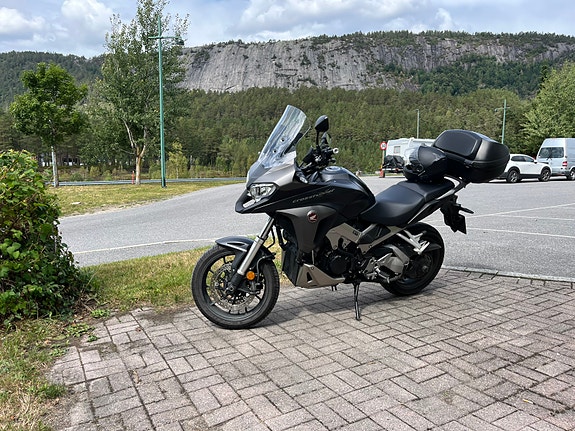Honda VFR 800 X Crossrunner 2 of 10
