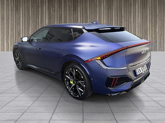 Kia EV6 7 of 14