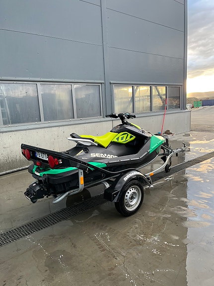 Sea doo spark trixx 2up 3 of 6