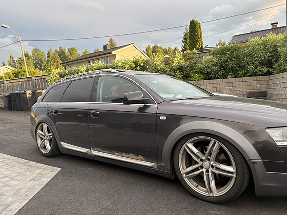 Audi A6 allroad 2 of 10