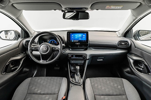 Toyota Yaris 17 of 24