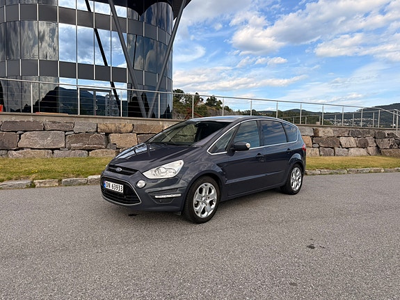 Ford S-MAX 5 of 24