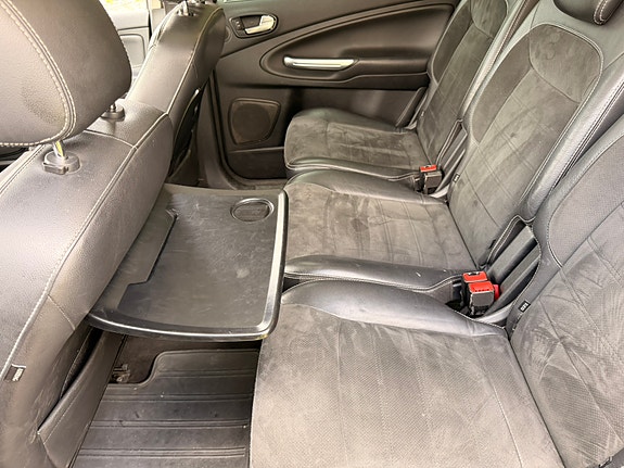 Ford S-MAX 24 of 24