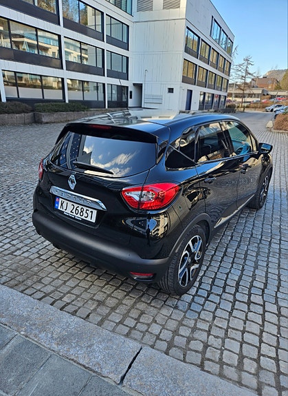Renault Captur 5 of 24