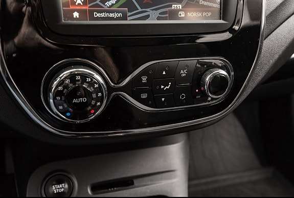 Renault Captur 11 of 24