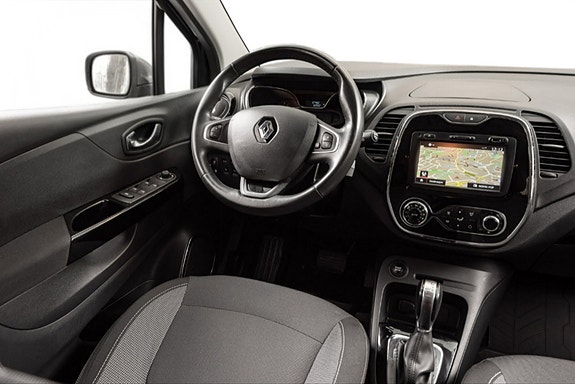 Renault Captur 6 of 24