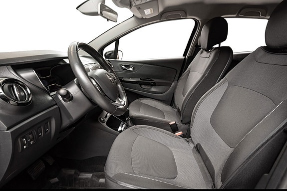 Renault Captur 12 of 24