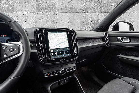 Volvo XC40 18 of 30
