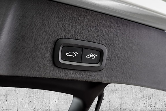 Volvo XC40 24 of 30
