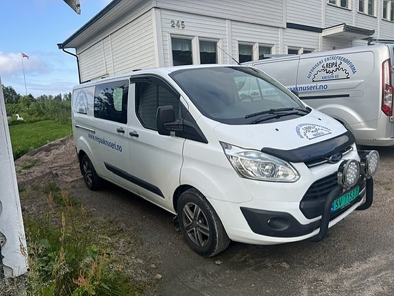 Ford Transit Custom 310L 2 of 5