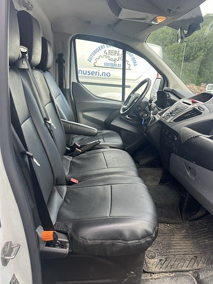 Ford Transit Custom 310L 3 of 5
