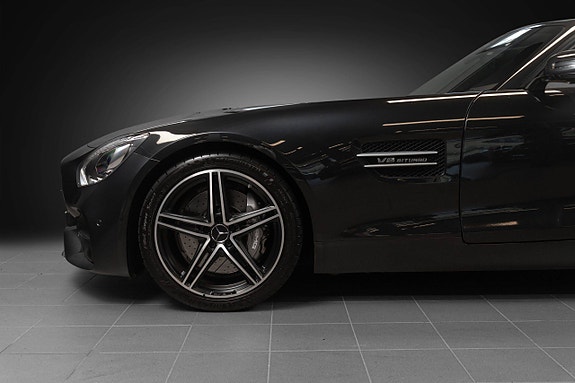 Mercedes-Benz AMG GT Roadster 22 of 30