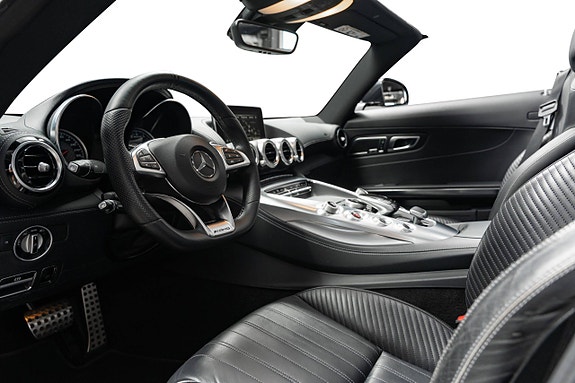 Mercedes-Benz AMG GT Roadster 11 of 30
