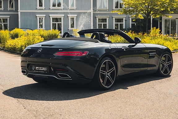 Mercedes-Benz AMG GT Roadster 4 of 30