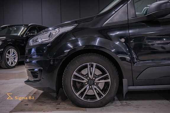 Ford Transit Connect 5 of 5