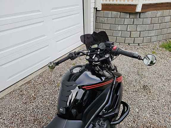 Yamaha XJ6 13 of 15