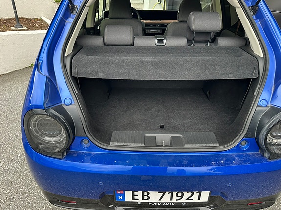 Honda e 8 of 16