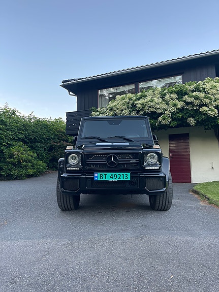 Mercedes-Benz G63 2 of 15