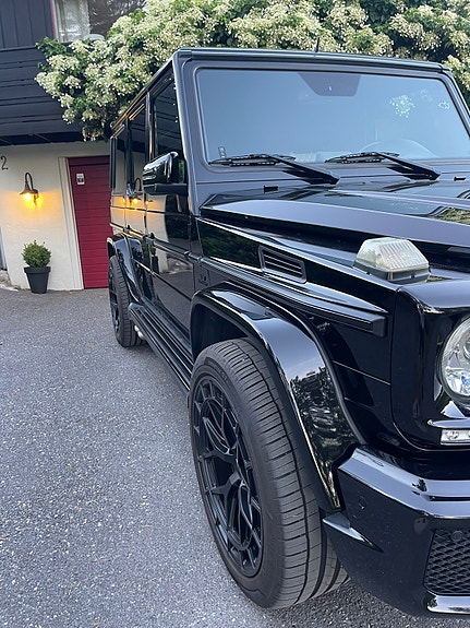 Mercedes-Benz G63 10 of 15