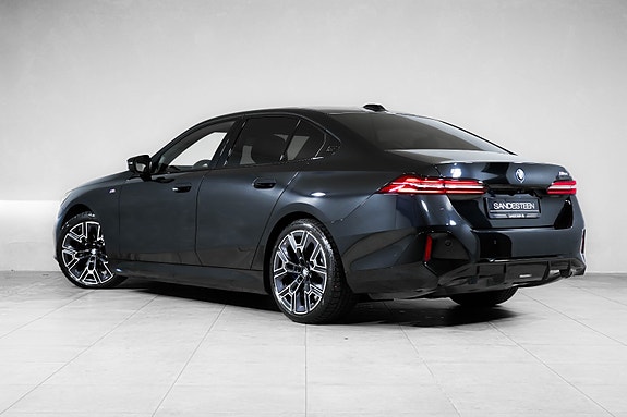 BMW i5 5 of 30