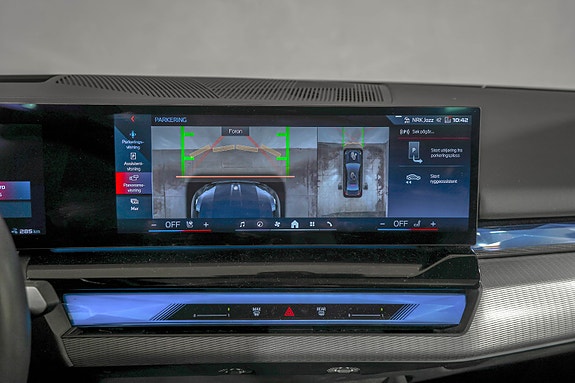 BMW i5 26 of 30