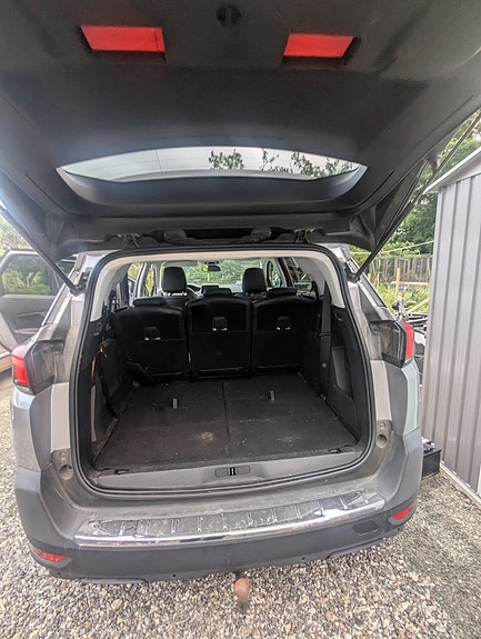 Peugeot 5008 9 of 11