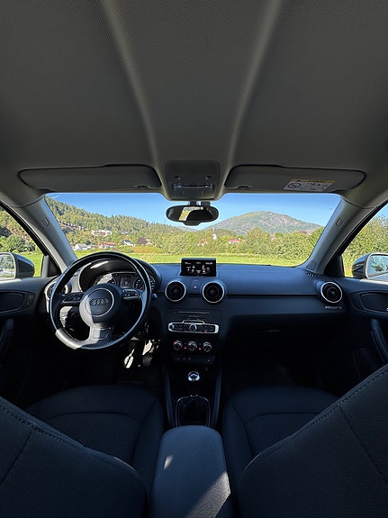 Audi A1 4 of 17