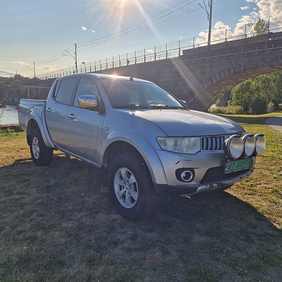 Mitsubishi L200 3 of 5