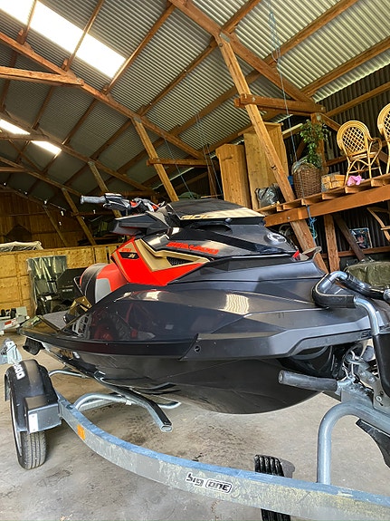 Sea-Doo RXP-X 300-2019 5 of 5