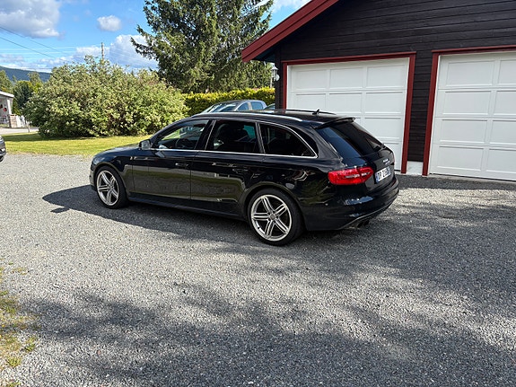 Audi A4 3 of 5